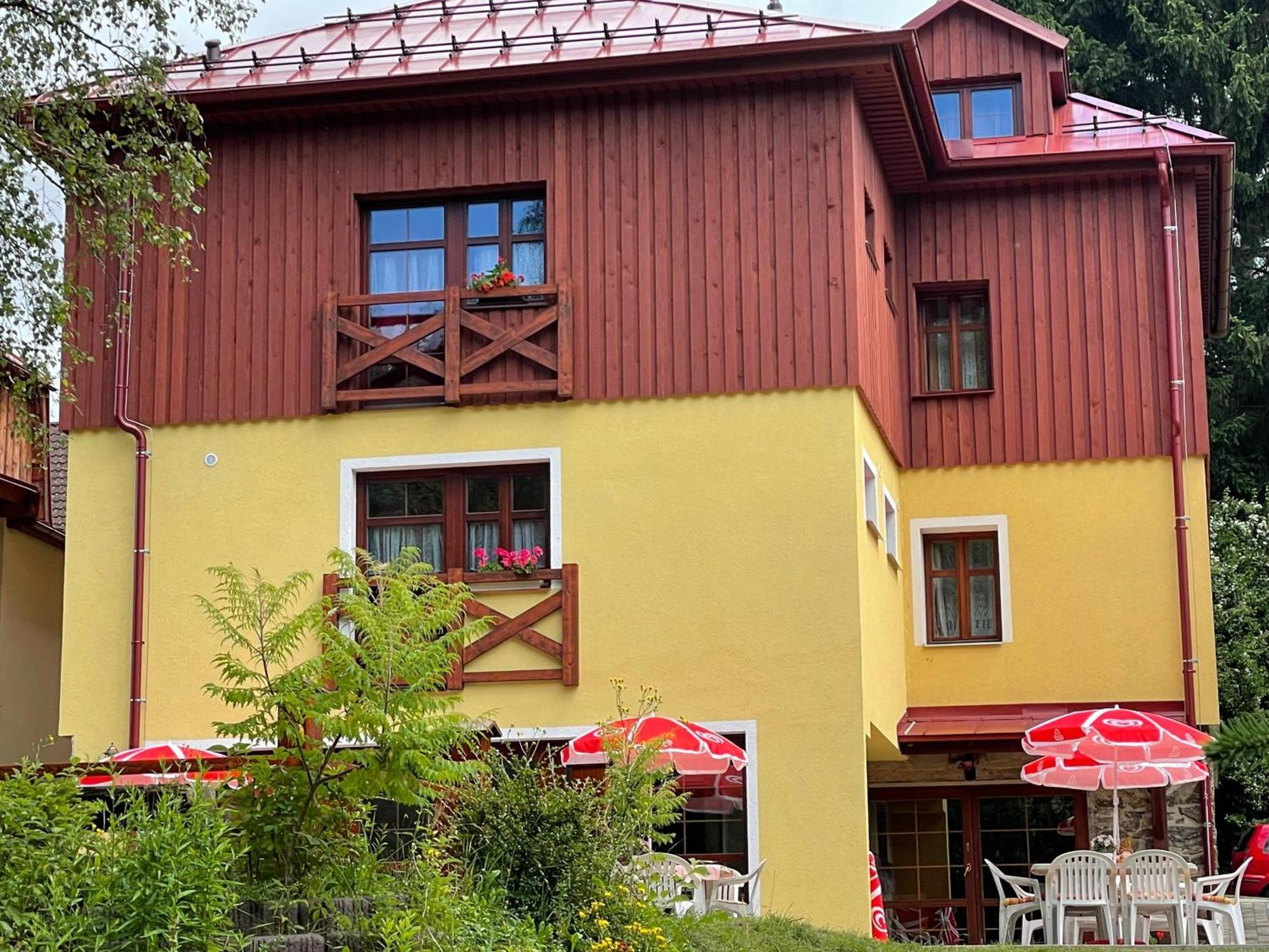Penzion Pohadka Zelezna Ruda Ngoại thất bức ảnh